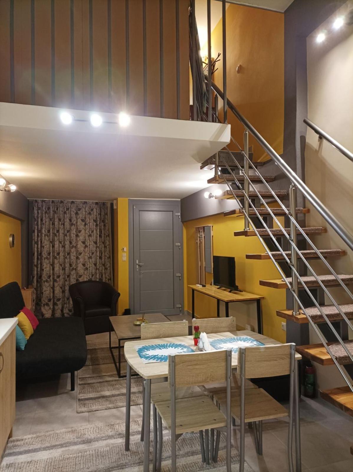 The Urbanite Apartment Kavála ภายนอก รูปภาพ